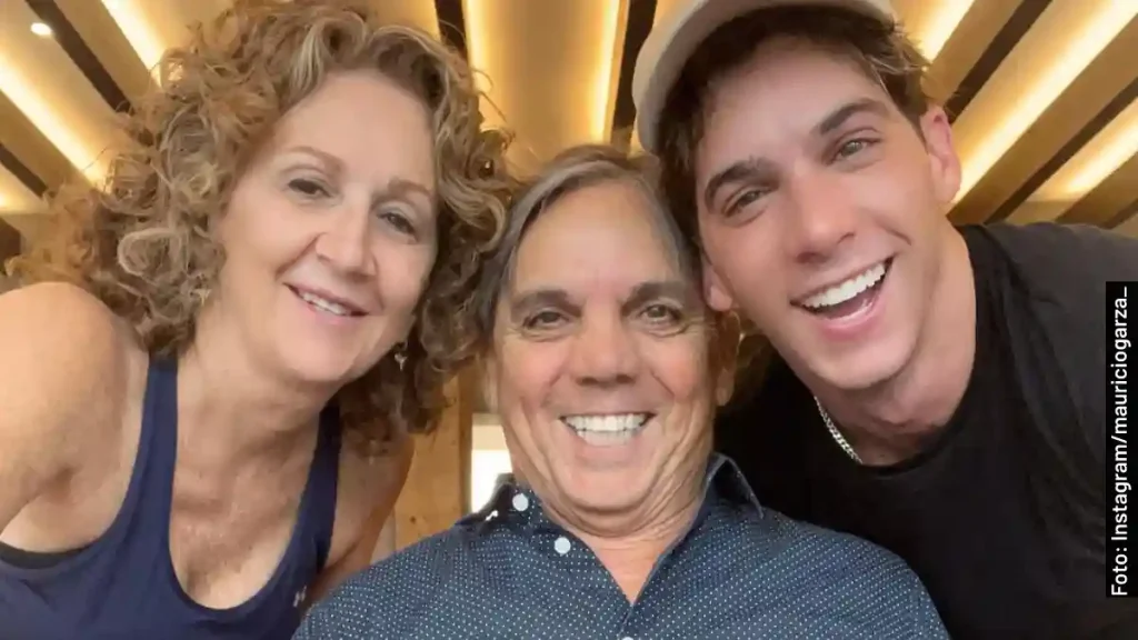 familia de Mauricio Garza | Papás y hermanos
