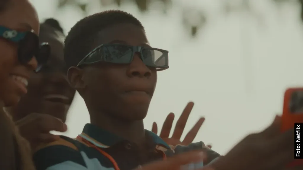 Reparto de actores y personajes en Los Diamantes de la Discordia (2023), película de Netflix