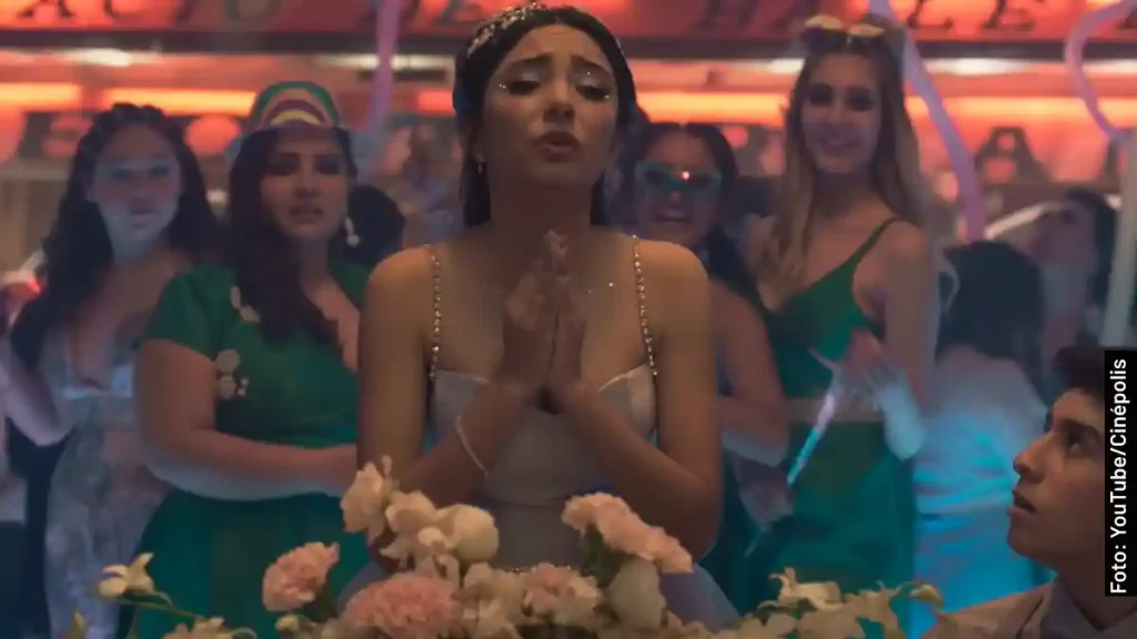 Reparto de actores y personajes en Sobreviviendo a Mis XV (2023), película mexicana