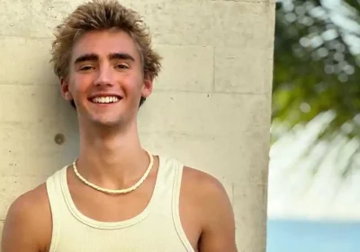 Quién es y qué edad tiene Vincent Webb, Max en Cindy la Regia, serie de Netflix