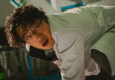 Quiénes son los actores y personajes en Cazadores en Tierra Inhóspita (2024), película de Netflix