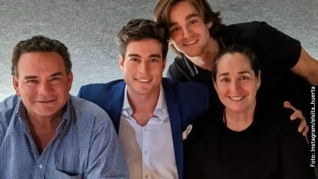 Familia de Danilo Carrera | Papás y hermanos