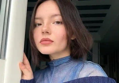 Quién es y qué edad tiene Francisca Aronsson (Sol) en Lalola, serie de ViX